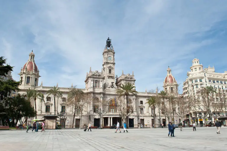 VALENCIA PLAZA