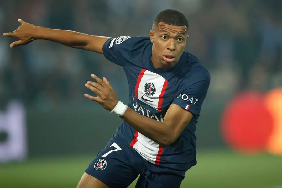 Kilian Mbappé/P24