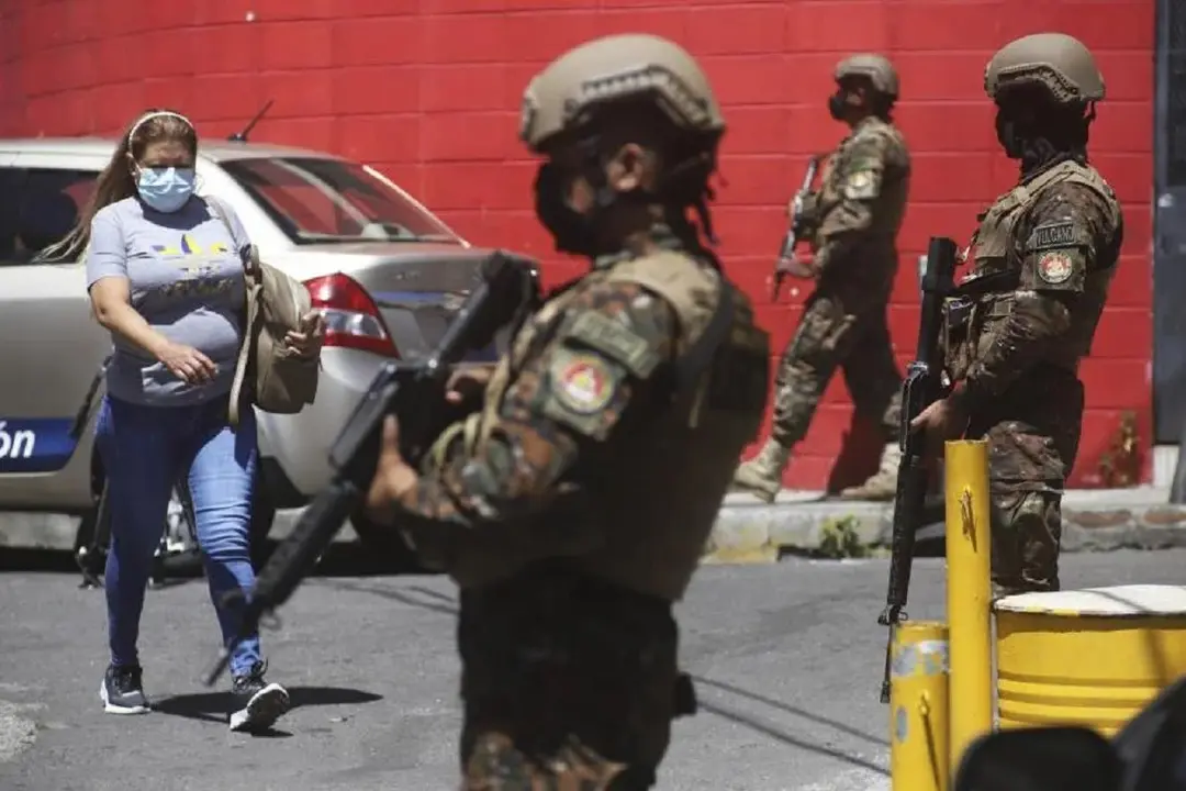 El Salvador/E24