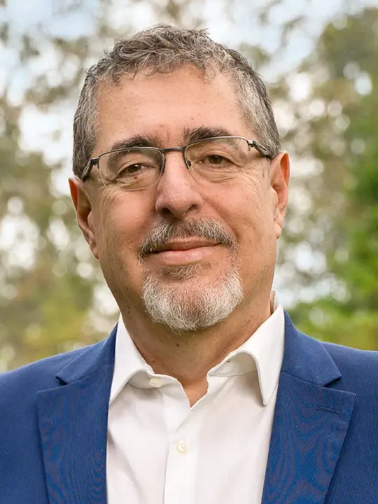 Cesar Bernardo Arévalo de León