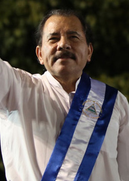 Posesión_de_Daniel_Ortega_como_presidente_de_Nicaragua_(6679779009)_(cropped)