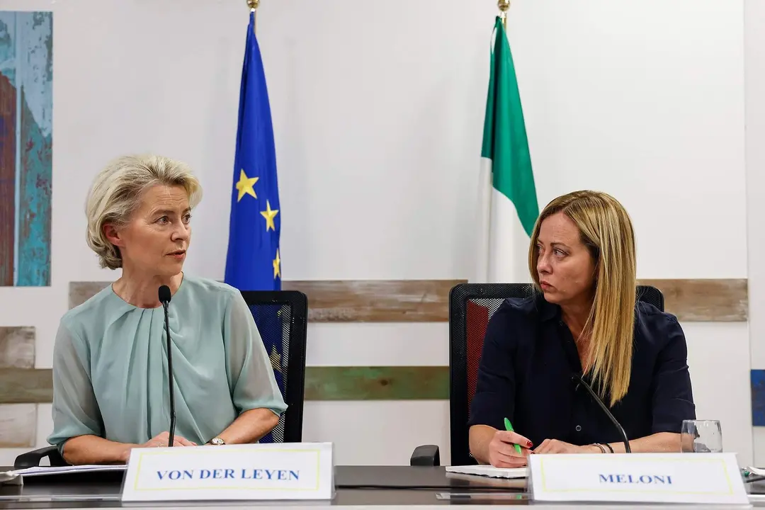 Ursula von Der Leyen y Giorgia Meloni