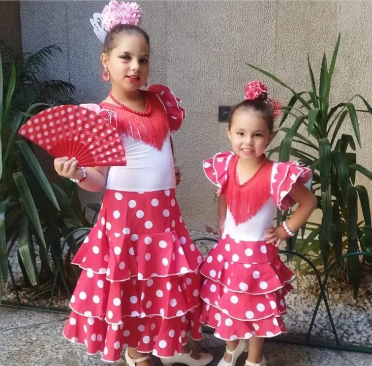 Camila y Luciana