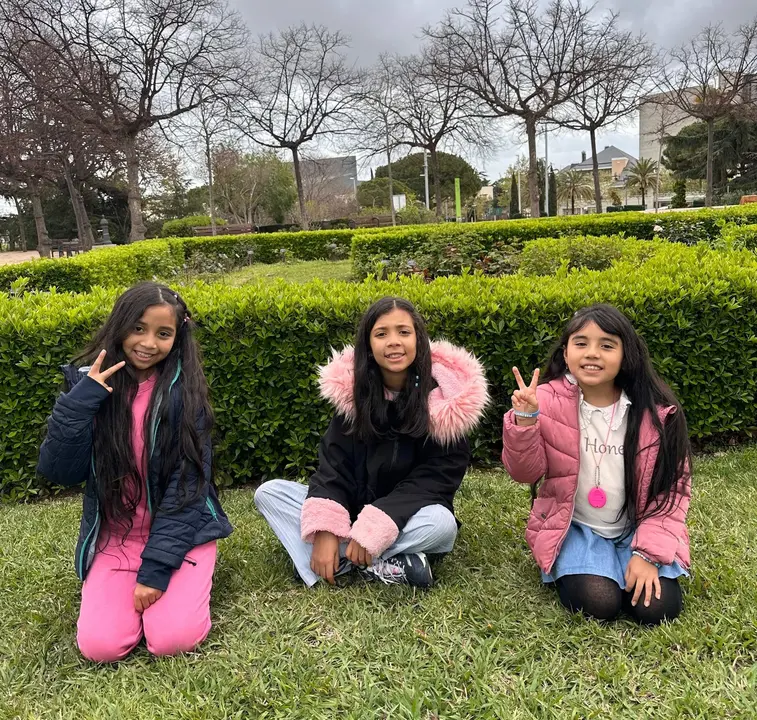 Antonella, Sofia y Camila