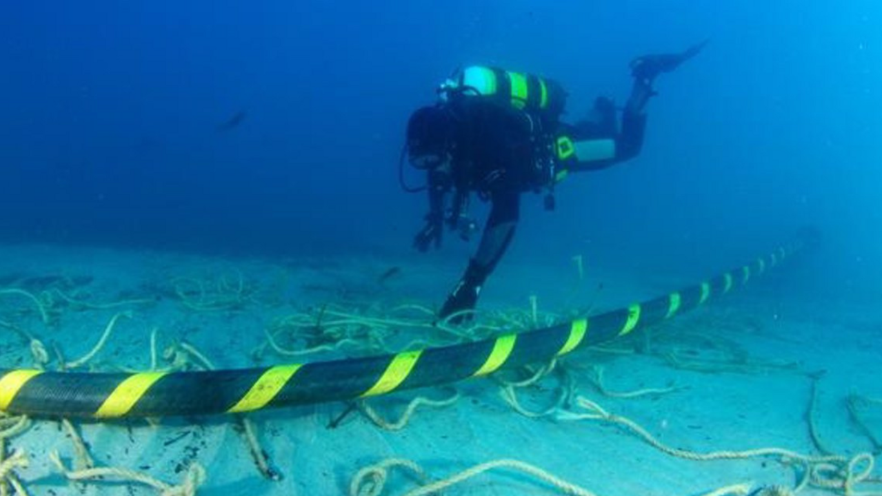 Cable submarino