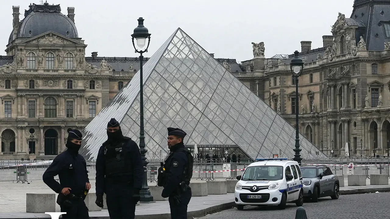 Museo de Louvre bajo resguardo policial