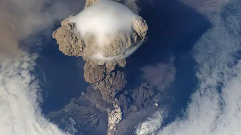 Erupción volcánica