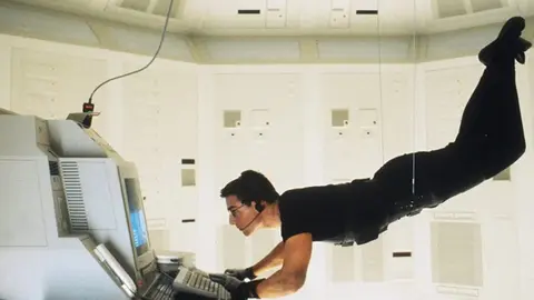 Tom-Cruise-en-Mision-Imposible-Foto-Archivo-1392x925