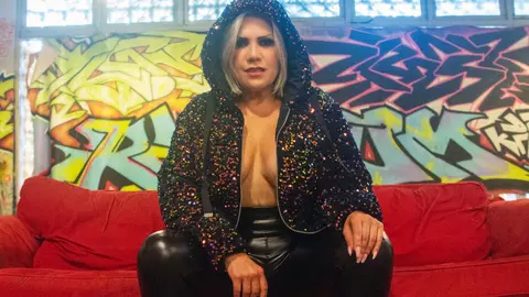 deb9d25d-7e6c-463c-b4d2-90d3a71e10b9