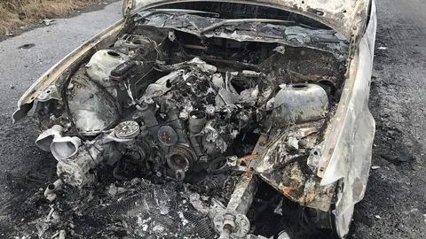 Carro incinerado