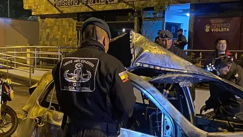 Vehículo incendiado/Cortesía