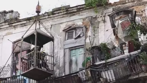 Edificio colapsado en La Habana, Cuba.