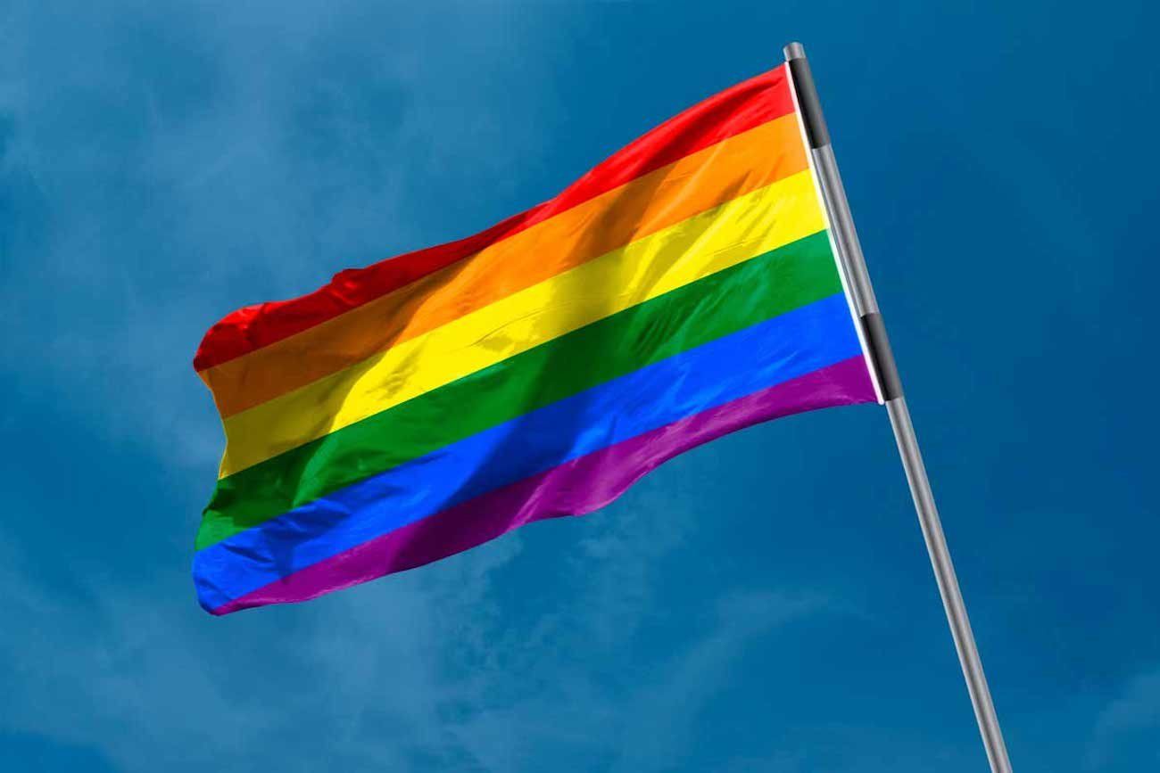 Rechazan un proyecto que prohibiría en Florida la bandera LGBT en edificios