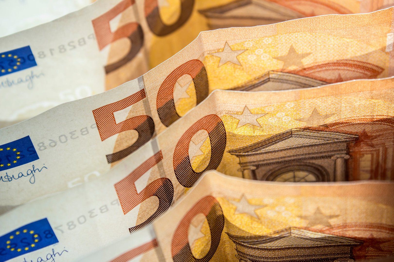 La Seguridad Social ofrece una ayuda de 1.000 euros ¡Lee cómo solicitarlo!