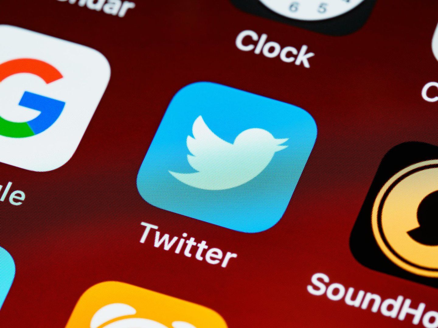 ¡Atención! Twitter dejó de ser una compañía independiente