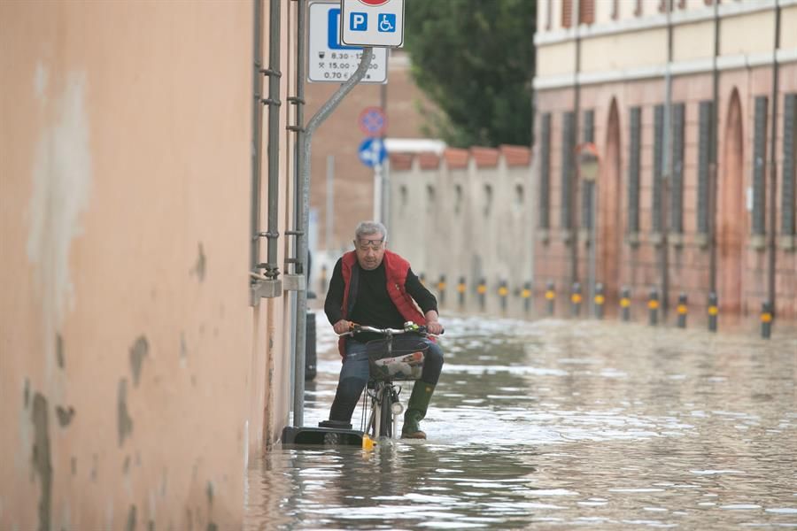 Inundaciones catastróficas en el norte de Italia: ocasionan miles de desplazados