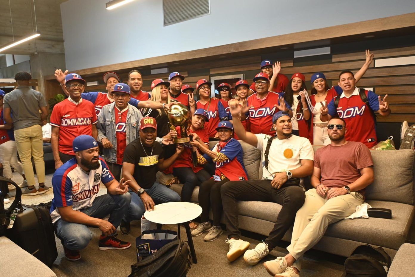 Los Tigres del Licey regresaron triunfantes a su país