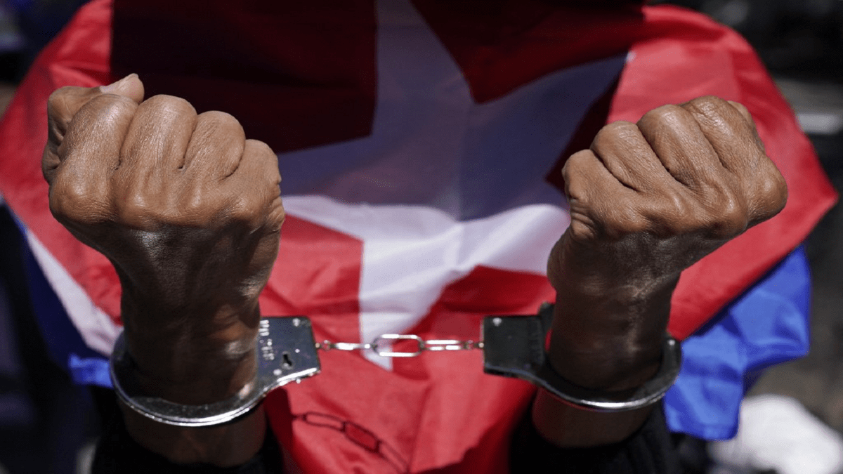 La ONG ha denunciado que existen 1.066 presos políticos en Cuba