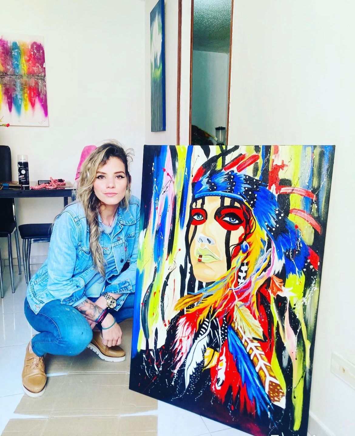 Lucia la artista colombiana de Santa Marta que cautiva con su creatividad sin límites