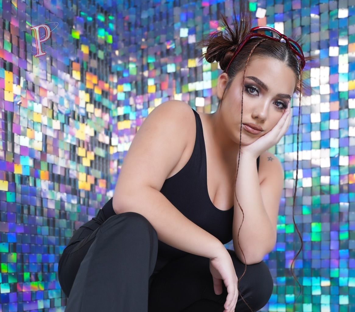 La Interprete Daniz presenta su primer tema promocional: Desquite