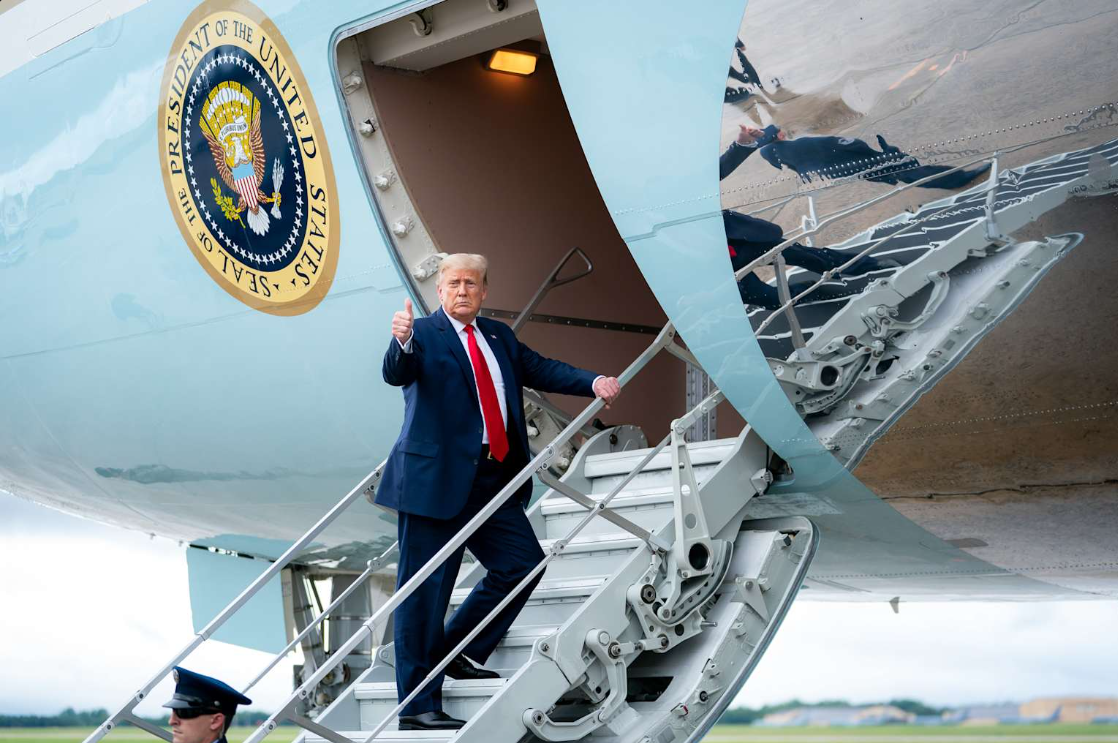 Catar regala a Trump un Boeing 747-8 valorado en 400 millones de dólares