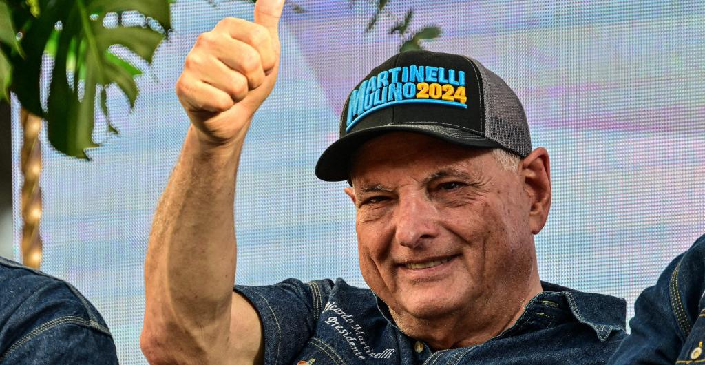 Colombia concede asilo político al expresidente panameño Ricardo Martinelli